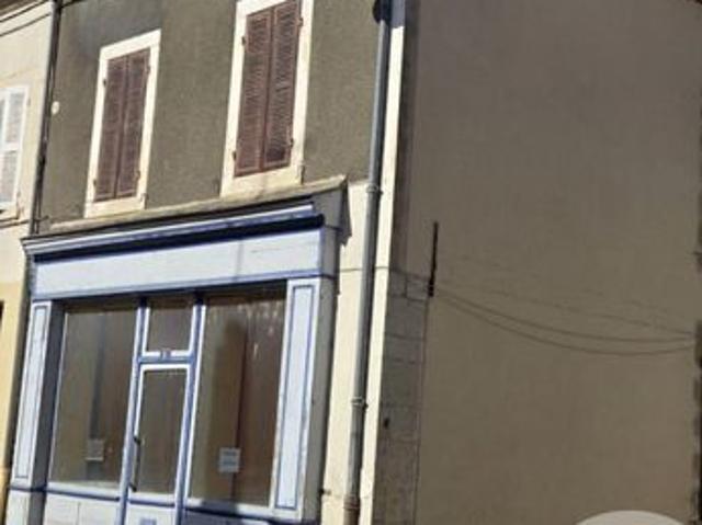 Maison vente à Moulins, Lurcy-lévis