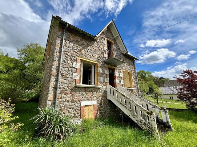 Maison vente à Ussel, Bort-les-orgues