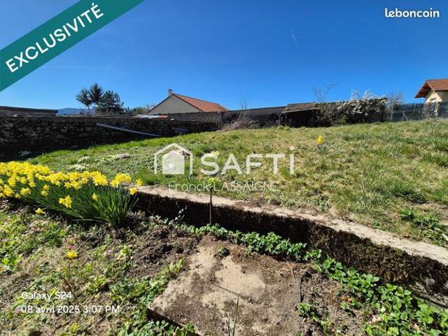 Maison vente à Ambert, Job