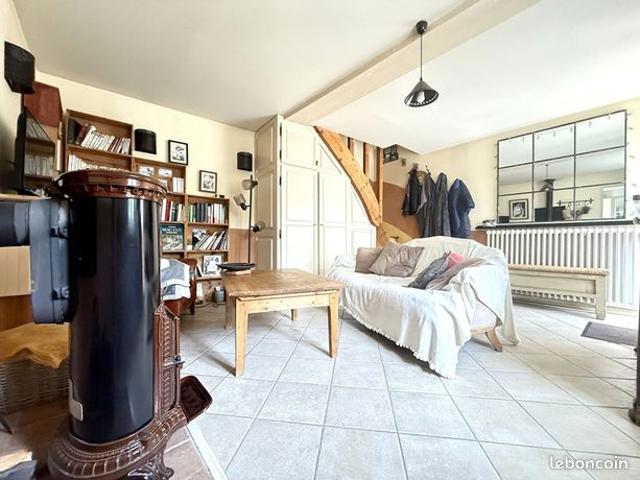 Maison vente à Mantes-la-Jolie, Houdan