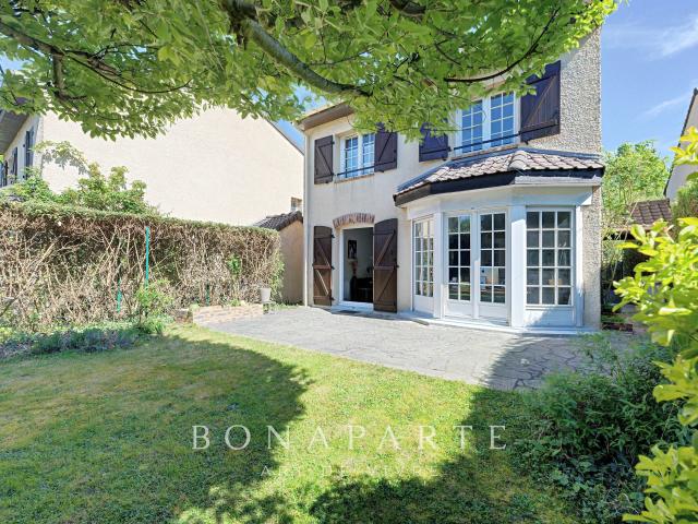 Maison vente à Versailles, Les Clayes-sous-bois