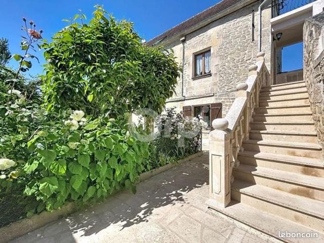 Maison vente à Nîmes, Saint-maximin
