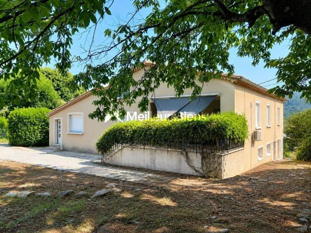 Maison vente à Champvert, Les Vans