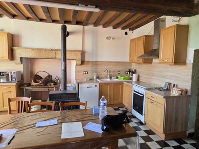 Maison vente à Clamecy, Champallement