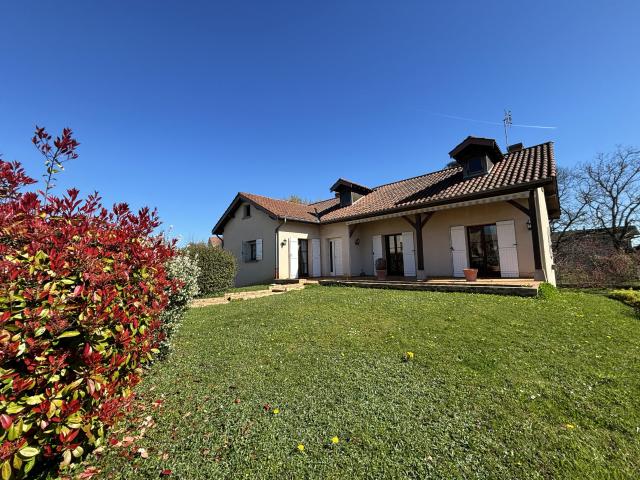 Maison vente à Bourg-en-Bresse, Bâgé-le-châtel