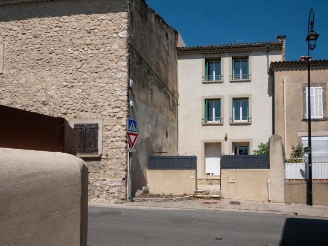 Maison vente à Avignon, Velleron