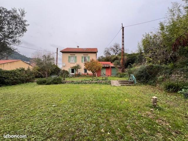 Maison vente à Arrondissement de Toulon, Solliès-toucas