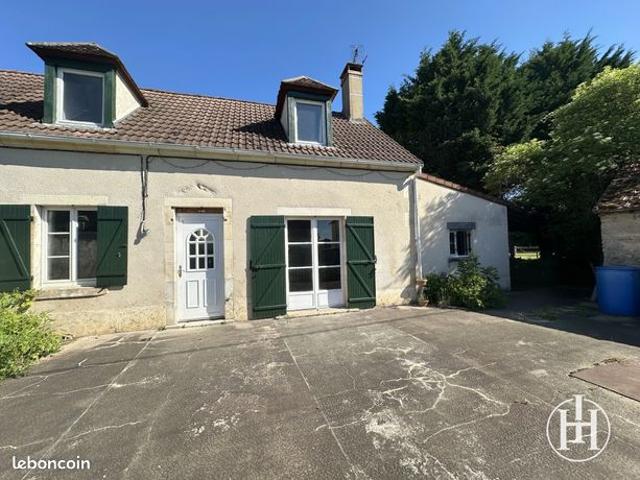 Maison vente à Saint-Amand-Montrond, Charenton-du-cher