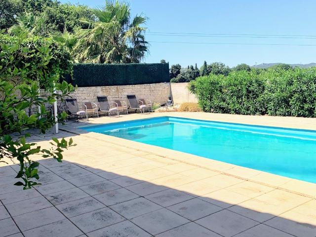 Maison vente à Nîmes, Saint-geniès-de-comolas