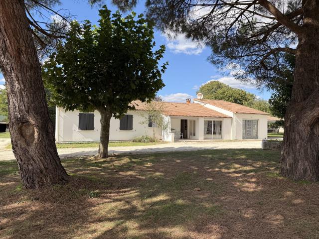 Maison vente à Les Gorronneries, Cravans