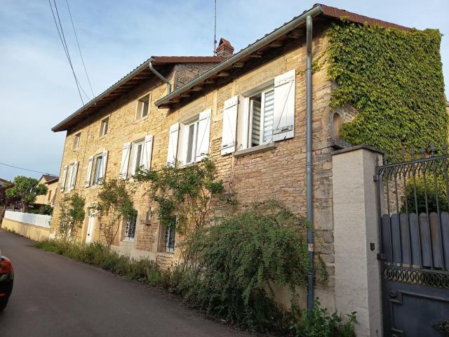 Maison vente à Mâcon, Lugny