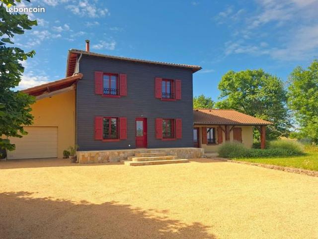 Maison vente à Ambert, Auzelles
