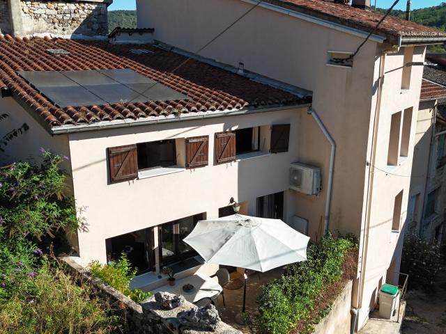 Maison vente à Nantua, Poncin