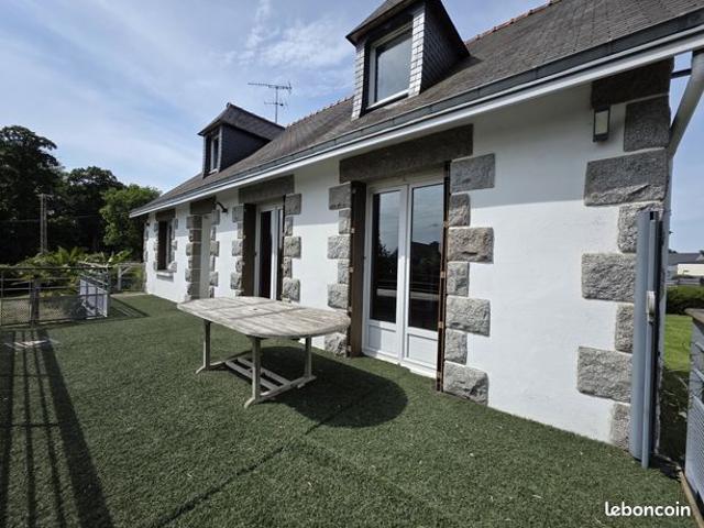Maison vente à Guingamp, Bretagne