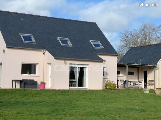 Maison vente à Guingamp, Bretagne