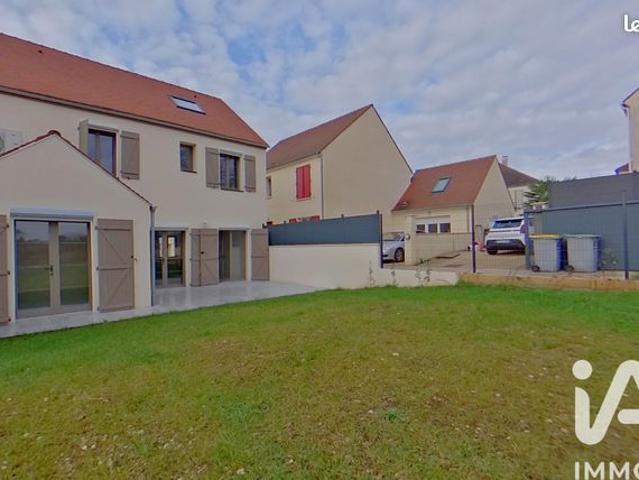 Maison vente à Melun, Savigny-le-temple