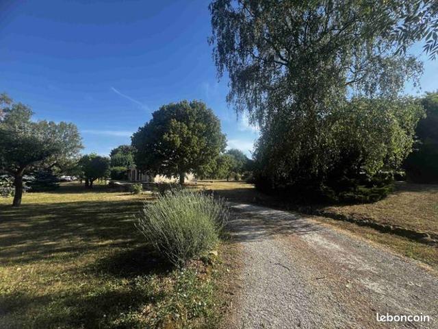 Maison vente à Confolens, Le Grand-madieu