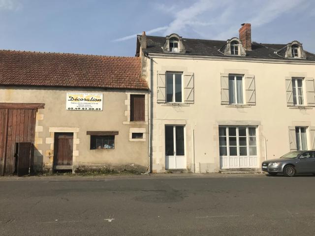 Maison vente à Montmorillon, Coulonges