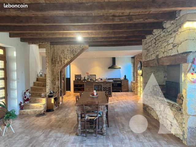 Maison vente à Gourdon, Milhac