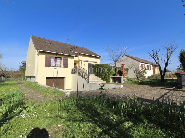 Maison vente à Montargis, Courtenay