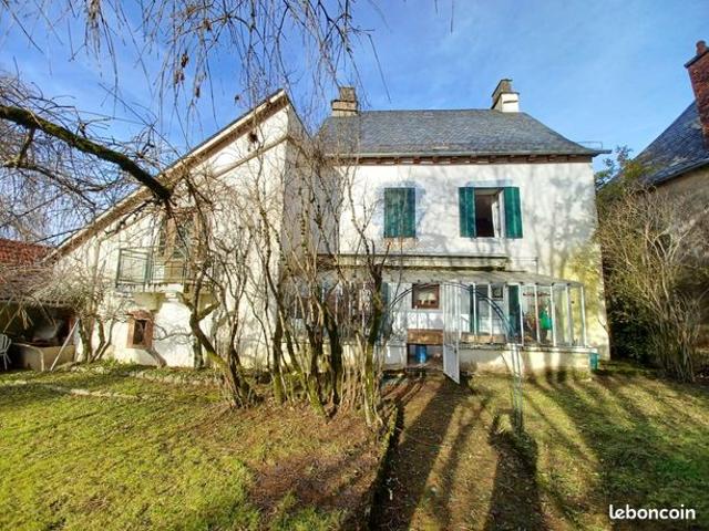 Maison vente à Mauriac, Le Vigean