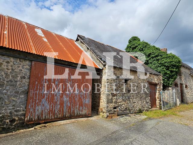 Maison vente à La Douettée, Crennes-sur-Fraubée