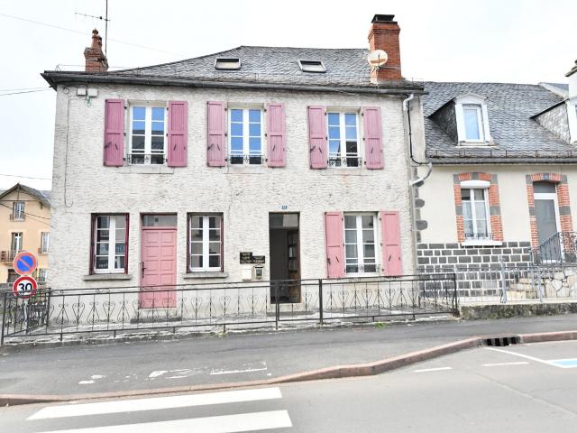 Maison vente à Mauriac