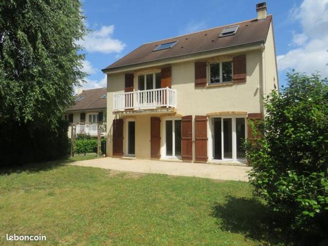 Maison vente à Saint-Germain-en-Laye, Chambourcy