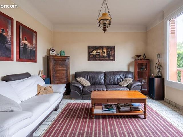 Maison vente à Versailles, La Celle-saint-cloud