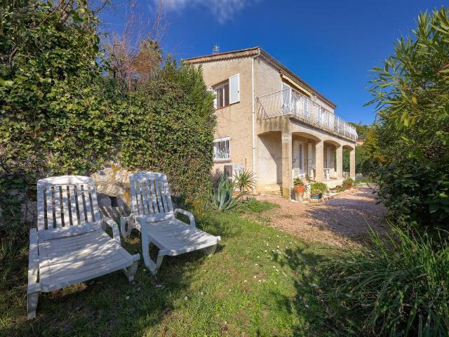 Maison vente à Grasse, Saint-jeannet