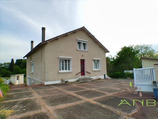 Maison vente à Rochechouart, Saint-mathieu