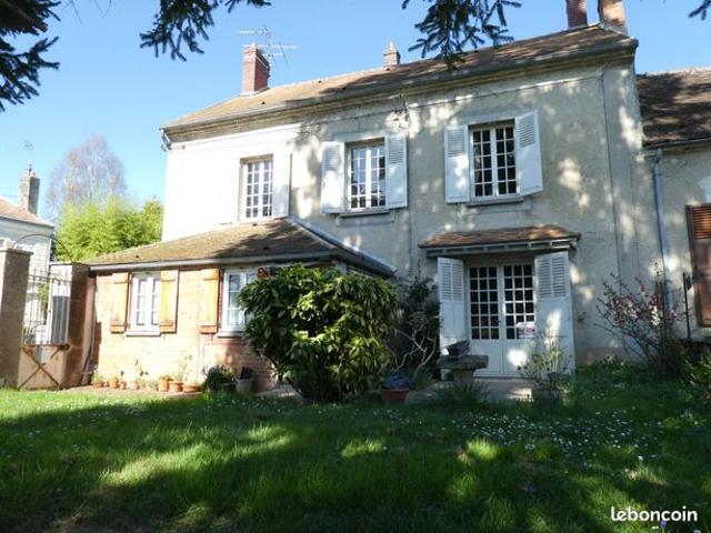 Maison vente à Melun, Féricy