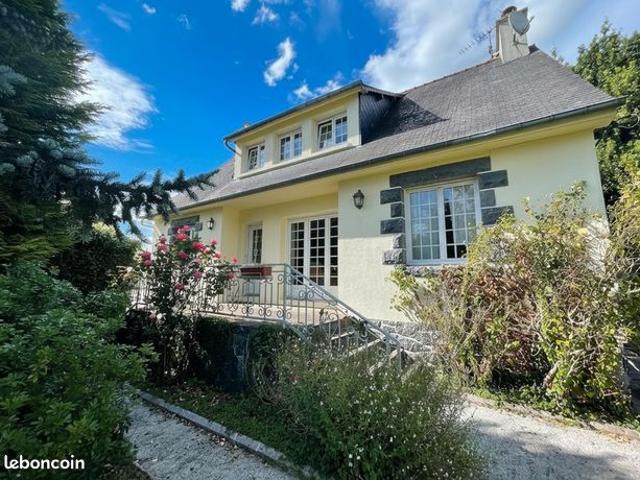 Maison vente à Guingamp, Bretagne