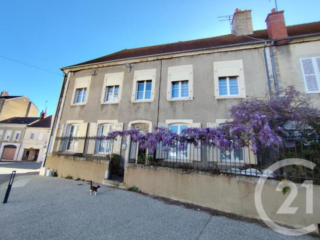 Maison vente à Saint-Amand-Montrond, Châteaumeillant