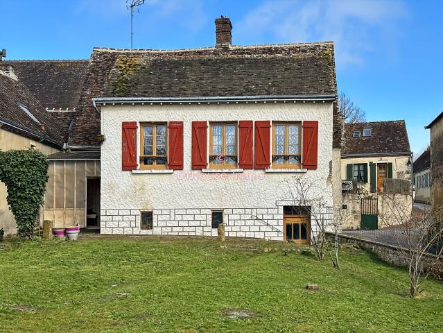 Maison vente à Mortagne-au-Perche, Bellou-le-trichard