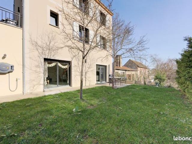 Maison vente à Saint-Germain-en-Laye, Saint-germain-en-laye