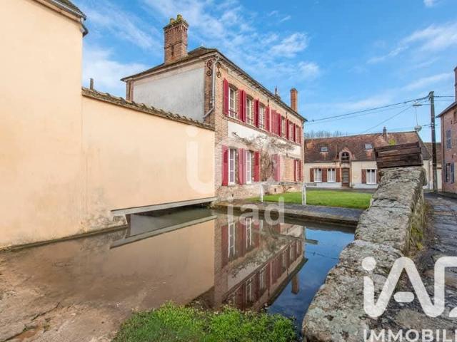 Maison vente à Fontainebleau, Flagy