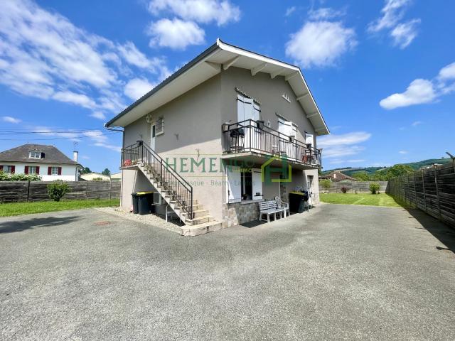 Maison vente à Oloron-Sainte-Marie, Espès-undurein