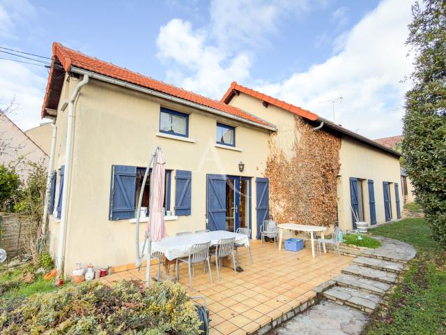 Maison vente à Crosne, Essonne