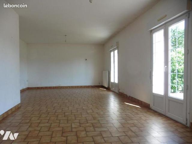 Maison vente à Saint-Julien-de-Vouvantes, Loire-Atlantique