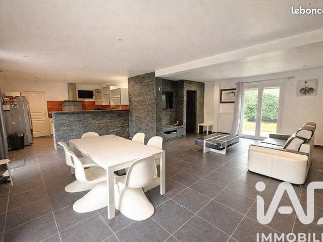 Maison vente à Créteil, Mandres-les-roses