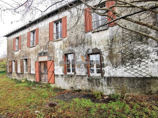 Maison vente à Mauriac, Saint-chamant