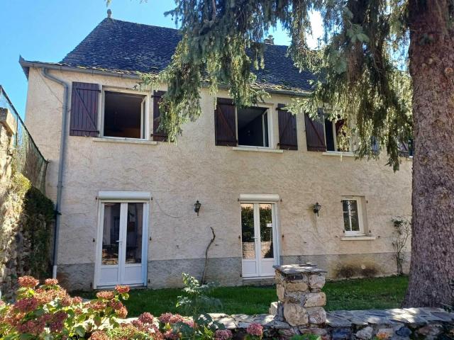 Maison vente à Villefranche-de-Rouergue, Prévinquières