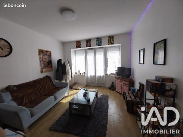 Maison vente à Rochechouart, Saint-victurnien