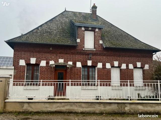 Maison vente à Saint-Quentin, Étreillers