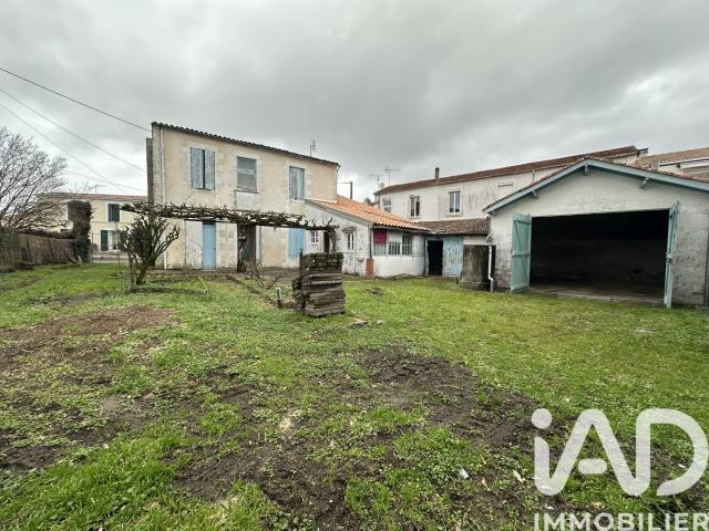 Maison vente à Rochefort, Etaules