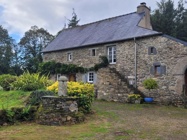 Maison vente à Saint-Mayeux, Côtes-d'Armor