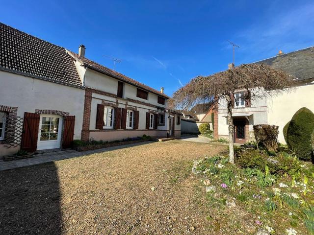 Maison vente à Saint-Piat, Eure-et-Loir