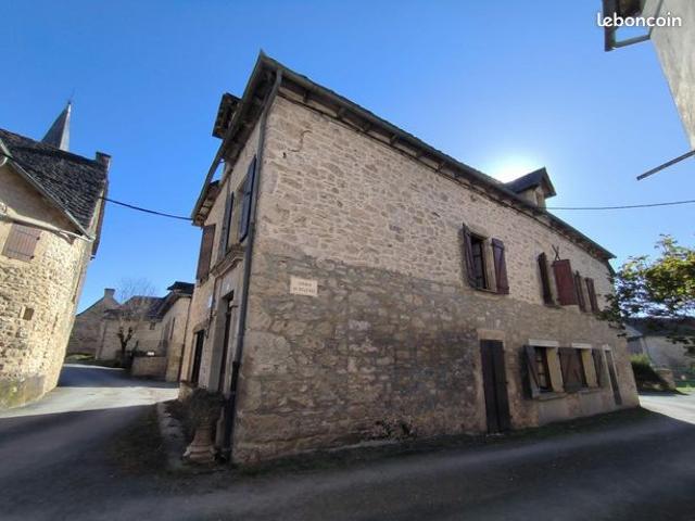 Maison vente à Villefranche-de-Rouergue, Roussennac