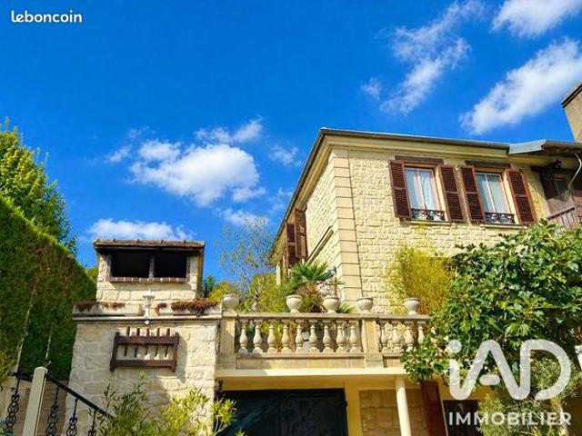 Maison vente à Saint-Germain-en-Laye, Le Mesnil-le-roi